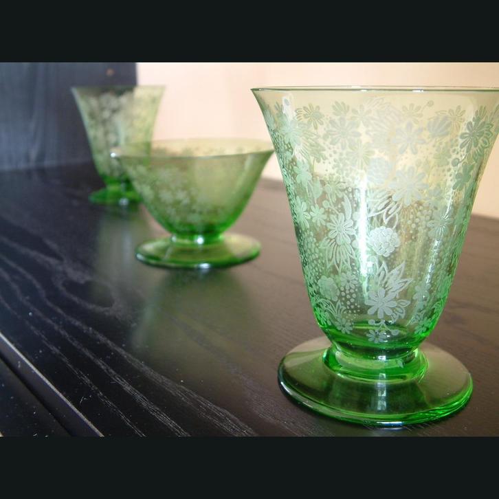 Drie Baccarat kristallen bekers, model Elisabeth - 1930, Verzamelen, Glas en Drinkglazen, Gebruikt, Overige typen, Ophalen