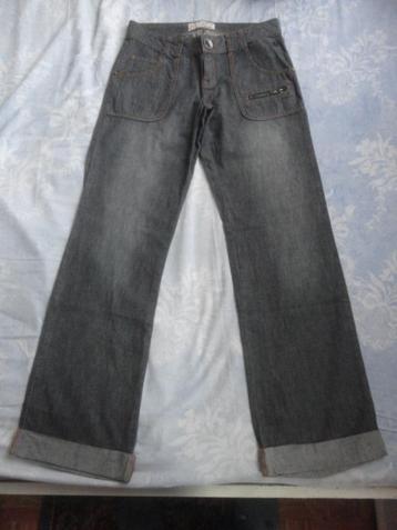 jeans Billabong beschikbaar voor biedingen
