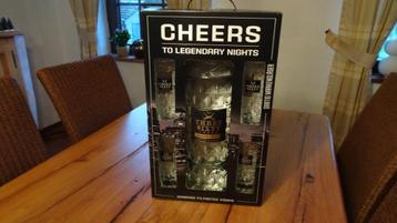 DRIE SIXTY wodkafles beschikbaar voor biedingen