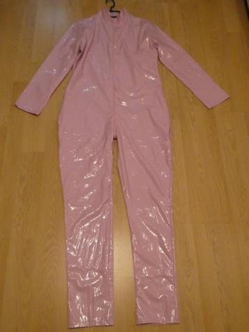 Jumpsuit Lak PVC Roze beschikbaar voor biedingen