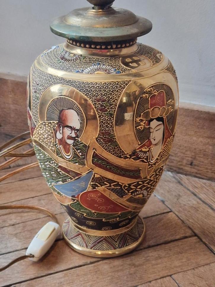 Vase Satsuma monté en lampe - faïence japonaise., Antiek en Kunst, Antiek | Vazen, Ophalen of Verzenden
