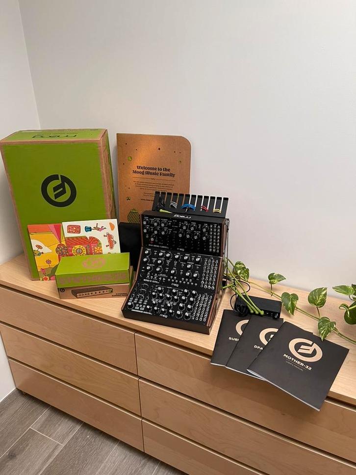 Moog Sound Studio 3 (Mother-32, Subharmonicon, DFAM), Musique & Instruments, Synthétiseurs, Comme neuf, Enlèvement ou Envoi