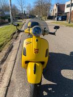 Vespa gts 300 super sport, Ophalen, 300 cc, Vespa S, Zo goed als nieuw