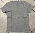 T-shirt Tommy Hilfiger kindermaat 176, Kleding | Heren, T-shirts, Tommy Hilfiger, Overige maten, Ophalen of Verzenden, Grijs