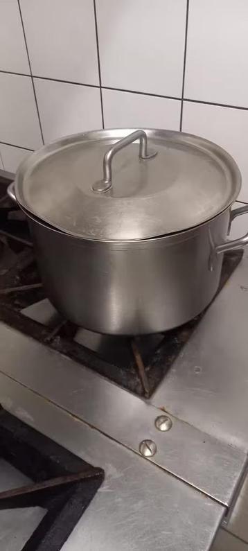 Marmite en acier inoxydable avec couvercle diamètre 27 cm, Enlèvement, Utilisé, Inox