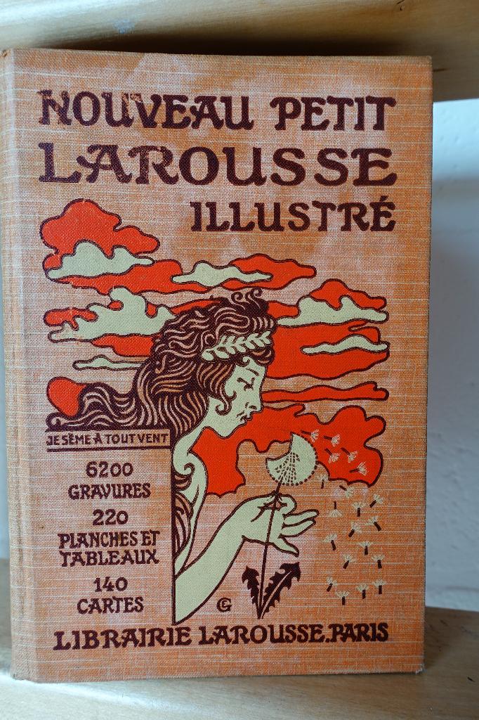 LAROUSE, Boeken, Encyclopedieën, Gelezen, Los deel, Algemeen, Ophalen of Verzenden