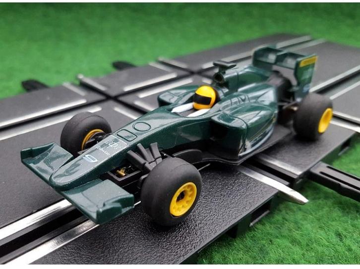 Carrera Go: Formel 1 vert foncé, Enfants & Bébés, Jouets | Circuits, Utilisé, Circuit, Électrique, Carrera, Enlèvement ou Envoi