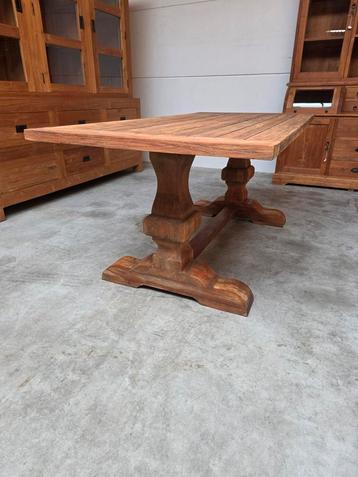Kloostertafel massief teak 180x90cm.altijd binnen gestaan  beschikbaar voor biedingen