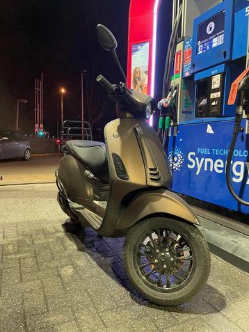 Vespa Sprint unique — Classe A — 2018, Comme neuf, Enlèvement, Classe A (25 km/h)
