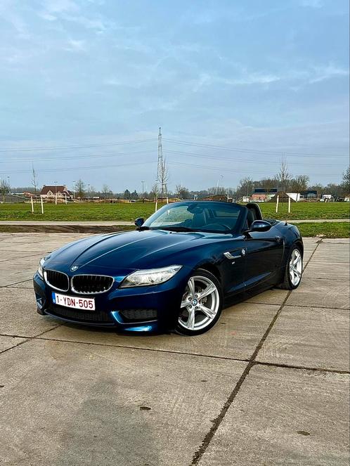 BMW Z4 2.0l 184pk manueel M-pakket., Auto's, BMW, Bedrijf, Z4, Benzine, Euro 6, Blauw, Zwart, Onderhoudsboekje, Ophalen