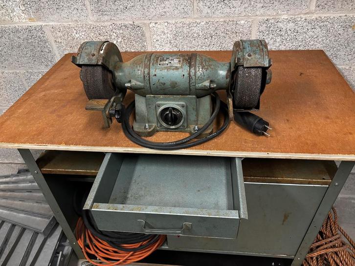 Slijpmolen + werkbank, Doe-het-zelf en Bouw, Gereedschap | Slijpmachines, Gebruikt, Ophalen