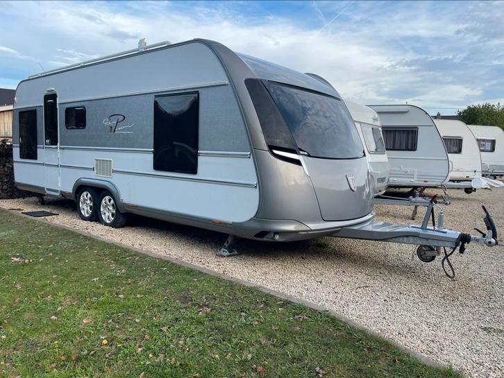 Tabbert Grande Puccini ideaal voor op een camping, Caravans en Kamperen, Caravans, Bedrijf, tot en met 4, Rondzit, Tabbert, Douche
