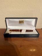 Caran d’Ache Genève — Stylo plume 18K, Verzamelen, Pennenverzamelingen, Overige merken, Met doosje, Ophalen of Verzenden, Zo goed als nieuw