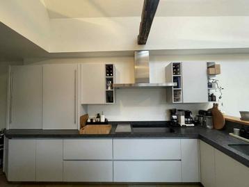 Keuken met tijdloze, moderne look, Enlèvement, Comme neuf