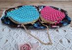 2 Vintage gehaakte kralen beursjes, fel roze en turquoise, Antiek en Kunst, Ophalen of Verzenden