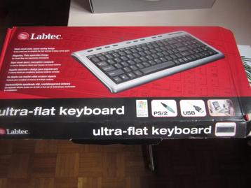 Toetsenbord Labtec, ultra dun nieuw met nodige accessoires beschikbaar voor biedingen