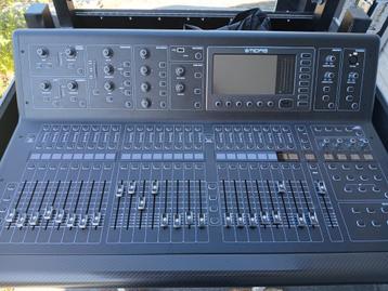 Midas M32 in flightcase beschikbaar voor biedingen