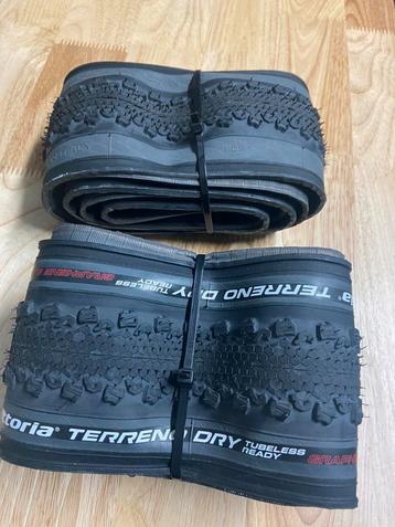 2x Vittoria Terreno 38mm breed 38x700 tubeless ready beschikbaar voor biedingen