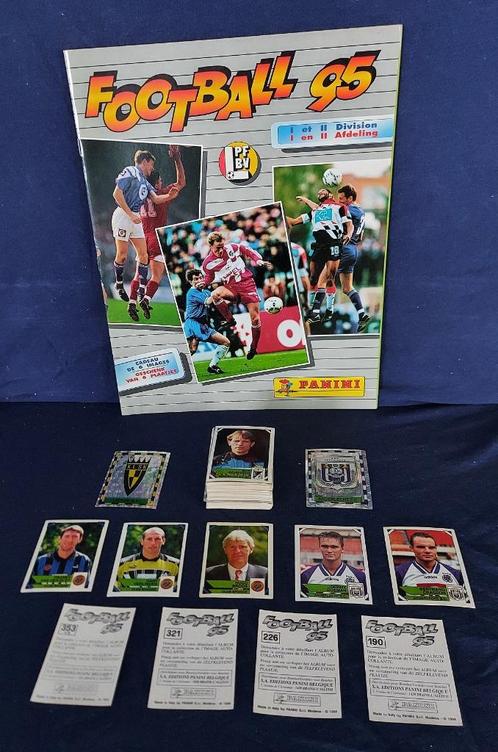 leeg Panini album Footbal B 95+138 versch losse stickers, Hobby en Vrije tijd, Stickers en Plaatjes, Zo goed als nieuw, Meerdere stickers