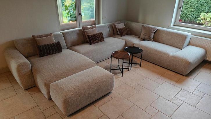 U hoeksalon met longchair en poef., Huis en Inrichting, Zetels | Complete zithoeken, Zo goed als nieuw, Ophalen