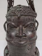 Tête en bronze commémorative d'Oba, Antiek en Kunst, Verzenden