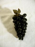 Grappe de raisin noire, Enlèvement ou Envoi