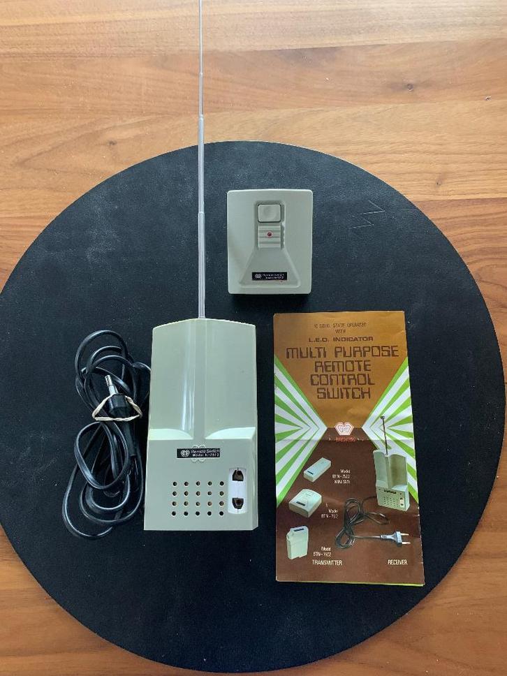 Comme neuf Interrupteur à distance, modèle N-7512/sans fil, TV, Hi-fi & Vidéo, Télécommandes, Comme neuf, Universel, Enlèvement ou Envoi