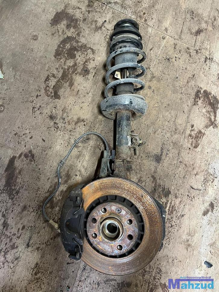 OPEL VECTRA B 1.8 links voor veerpoot fusee remklauw 1995-20, Auto-onderdelen, Ophanging en Onderstel, Opel, Gebruikt, Ophalen of Verzenden