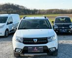 DACIA SANDERO STEPWAY - !! 19000KM !! - CARPLAY - GARANTIE, Auto's, Dacia, Stof, Wit, 5 deurs, Euro 6