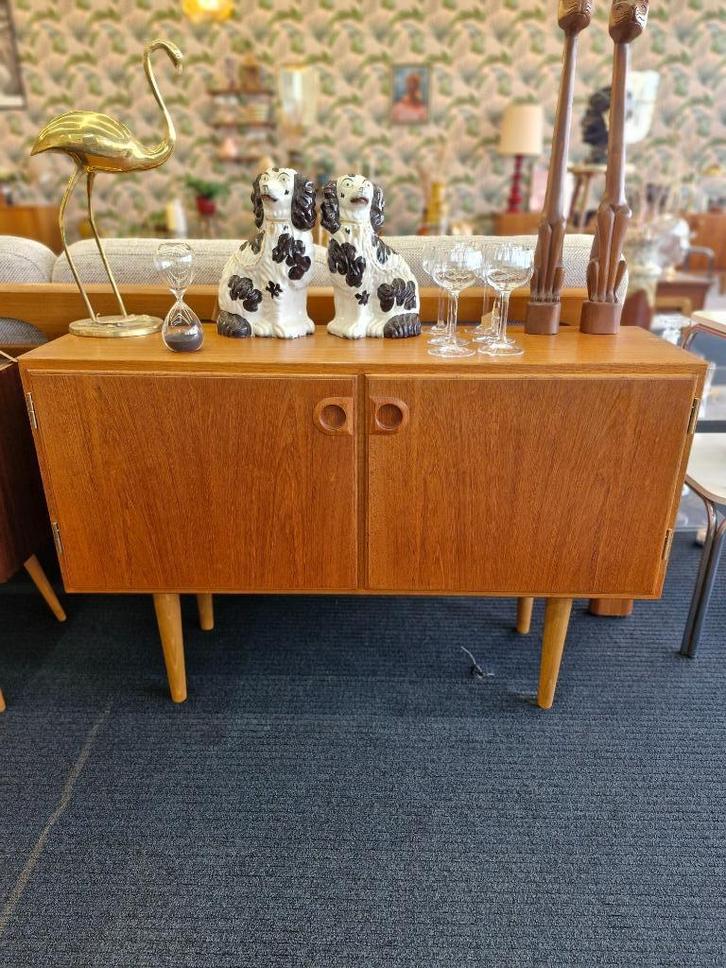 Vintage kastje ronde pootjes ronde houten greep, Huis en Inrichting, Kasten | Overige, Gebruikt, Ophalen