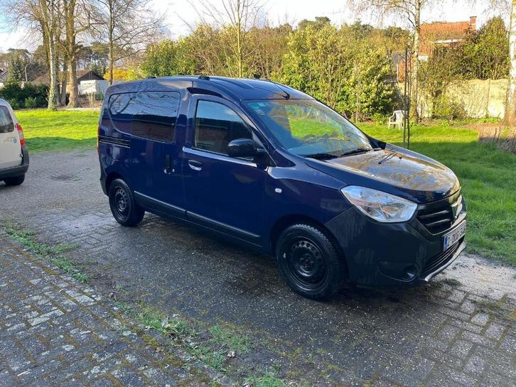 Dacia Dokker - Lichte Vracht - Motorschade, Auto's, Bestelwagens en Lichte vracht, Particulier, Achteruitrijcamera, Airbags, Airconditioning