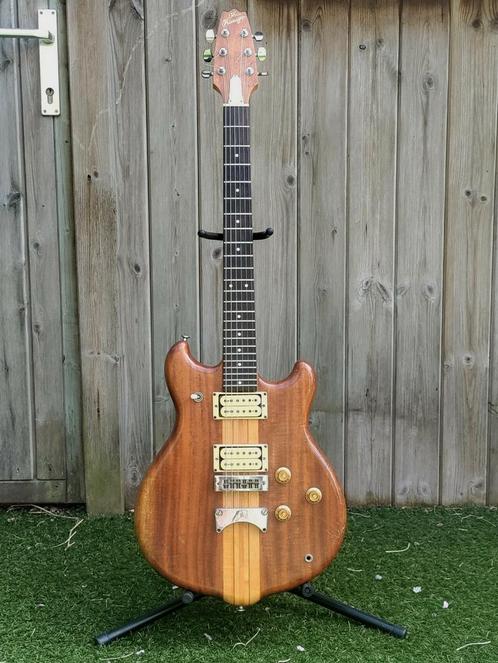 Vintage gitaar ''The Kasuga Scorpion SC800'', Muziek en Instrumenten, Snaarinstrumenten | Gitaren | Elektrisch, Gebruikt, Ophalen