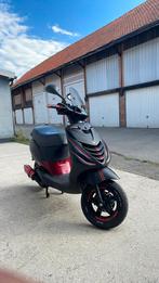 zip 4t 50cc met a b knop, Fietsen en Brommers, Scooters | Piaggio, Zip, Klasse A (25 km/u), Ophalen of Verzenden, Zo goed als nieuw