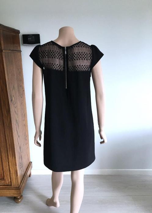 Zara Elegant Zara Basic kleed - maat M, Kleding | Dames, Jurken, Zo goed als nieuw, Maat 38/40 (M), Zwart, Knielengte, Verzenden