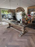 Olmhouten eettafel met kloosterpoot, Ophalen