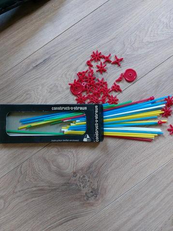 Construct-o-straws  beschikbaar voor biedingen