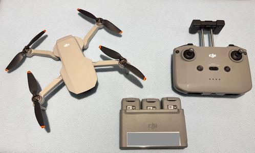 DJI Mini 2 + Fly More Combo, Audio, Tv en Foto, Drones, Zo goed als nieuw, Drone met camera, Ophalen of Verzenden