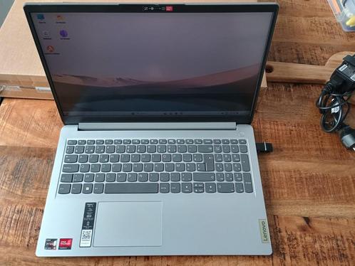 Lenovo IdeaPad 1 15,6" 16gb ram 512gb ssd, Computers en Software, Windows Laptops, Zo goed als nieuw, 15 inch, SSD, 3 tot 4 Ghz