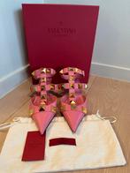 Valentino Roman Rockstud kitten heels 39, Vêtements | Femmes, Chaussures, Enlèvement ou Envoi, Rose, Porté, Chaussures basses