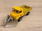 Miniatuur vrachtwagen sneeuwruimer Simca-Unic, Hobby en Vrije tijd, Gebruikt, Sneeuwruimer, Ophalen of Verzenden, Bus of Vrachtwagen