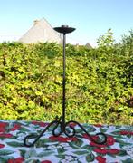 bougeoir sur pied en fer forgé, Utilisé, Bougie, Métal, Noir