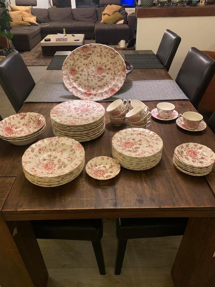 Johnson Brothers Rose Chintz servies- Engels porselein, Antiquités & Art, Antiquités | Services (vaisselle) complet, Enlèvement