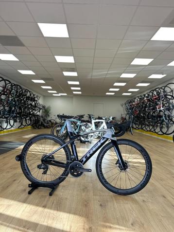 Trek Madone SLR7 Carbon Disc Racefiets beschikbaar voor biedingen
