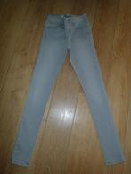 Denim Co. lichtgrijze jeans (maat 32), Kleding | Dames, Grijs, Ophalen of Verzenden, W27 (confectie 34) of kleiner, Zo goed als nieuw