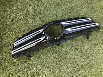 Grill Mercedes GLC  beschikbaar voor biedingen