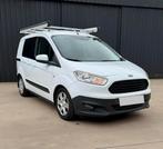 Ford Transit Courier, Auto's, Ford, Voorwielaandrijving, Stof, Zwart, Wit