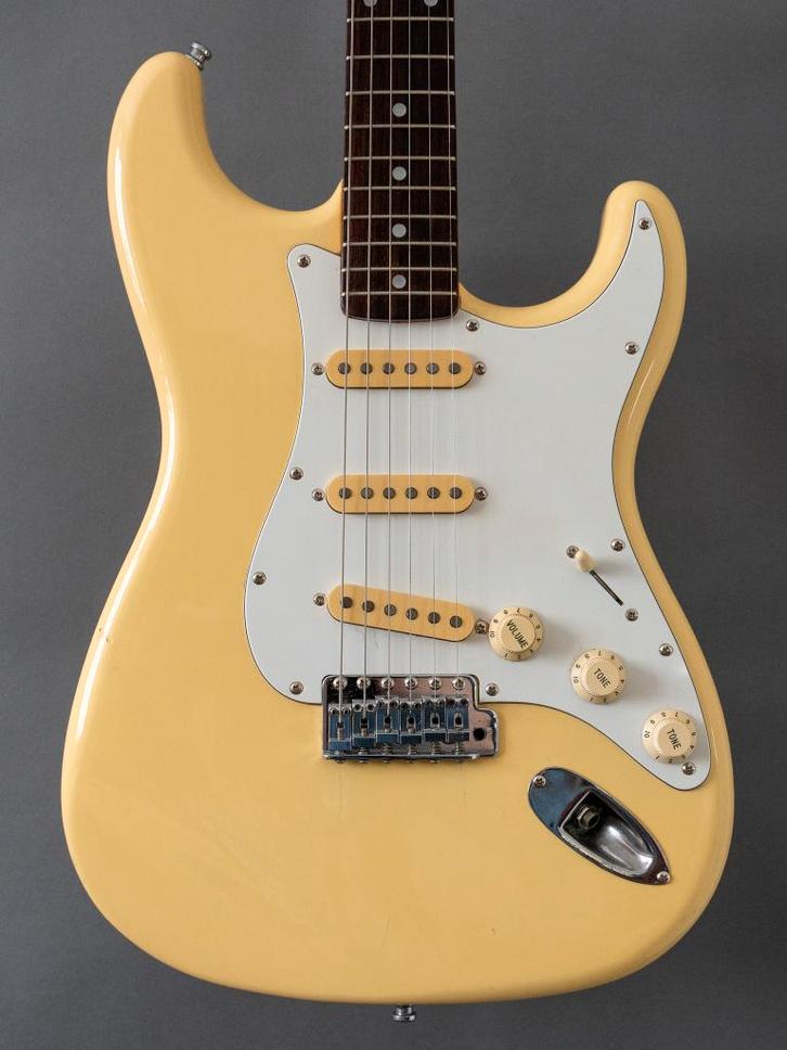 Fender Stratocaster ST72 1987 MIJ, Musique & Instruments, Instruments à corde | Guitares | Électriques, Comme neuf, Solid body