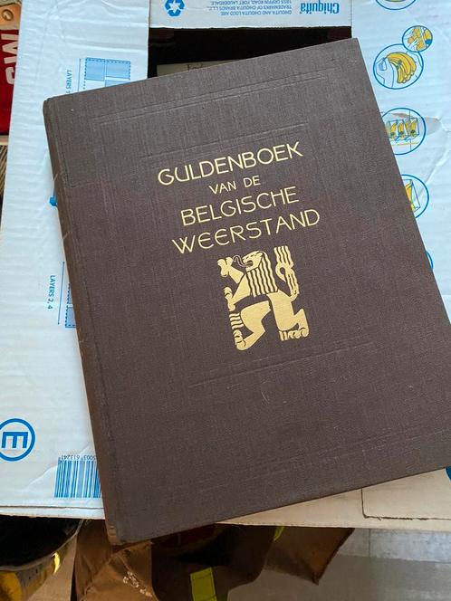 Boek guldenboek van de Belgische weerstand, Antiek en Kunst, Antiek | Boeken en Manuscripten, Ophalen of Verzenden