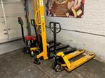 Set van 3 vorkheftrucks (2 handmatig + 1 elektrisch) Vorkhef, Zakelijke goederen, Overige aandrijving, Heftruck, Lot 3 chariots élévateurs (2manuels + 1 électrique)