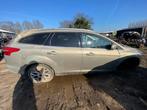 Portier 4Deurs rechts-voor van een Ford Focus (DKFC), 3 maanden garantie, Gebruikt, Ford, Deur